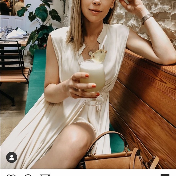 Zara tied asymmetric top bloggers favorite - Picture 6 of 13